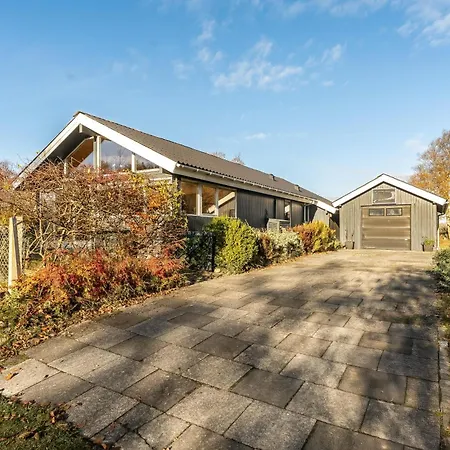 Lovely In Scenic Surroundings Only 300 Meters From The Fjord